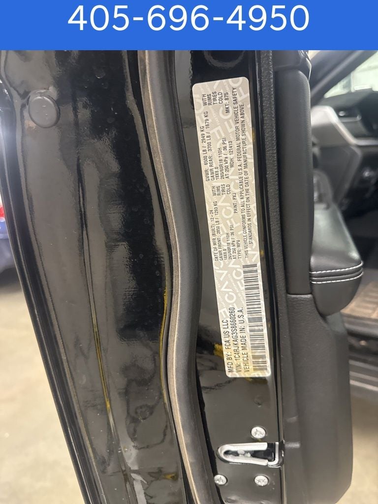 2025 Jeep Grand Cherokee L Laredo