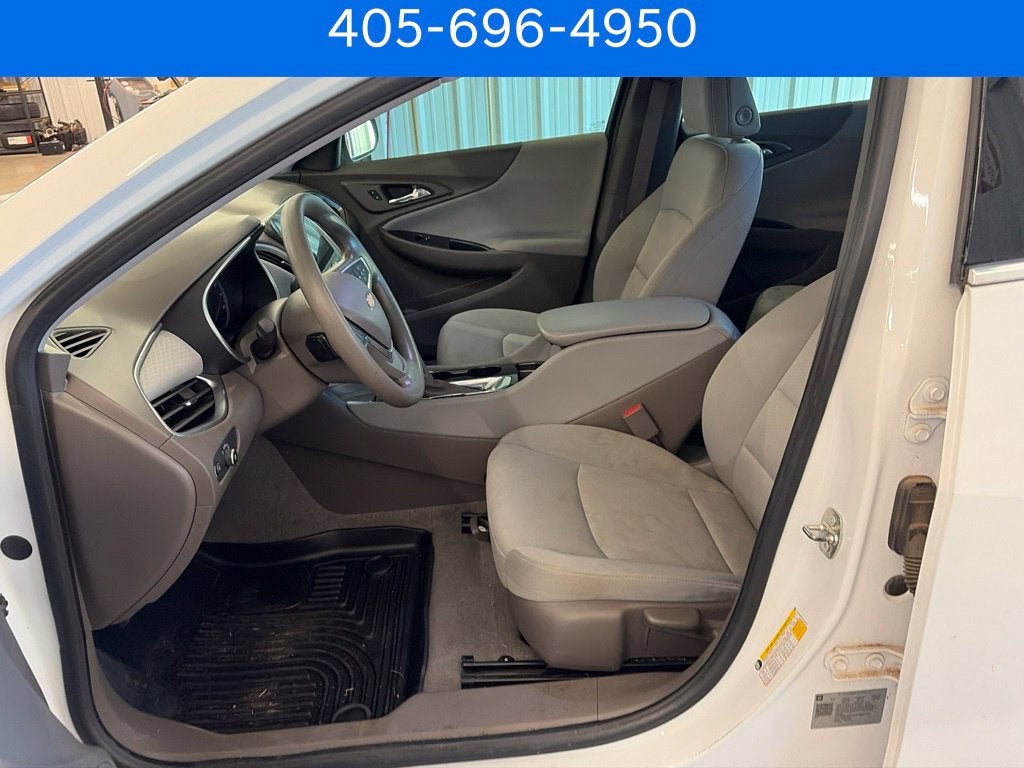 2019 Chevrolet Malibu LS 1LS