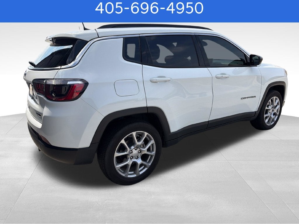 2024 Jeep Compass Latitude Lux