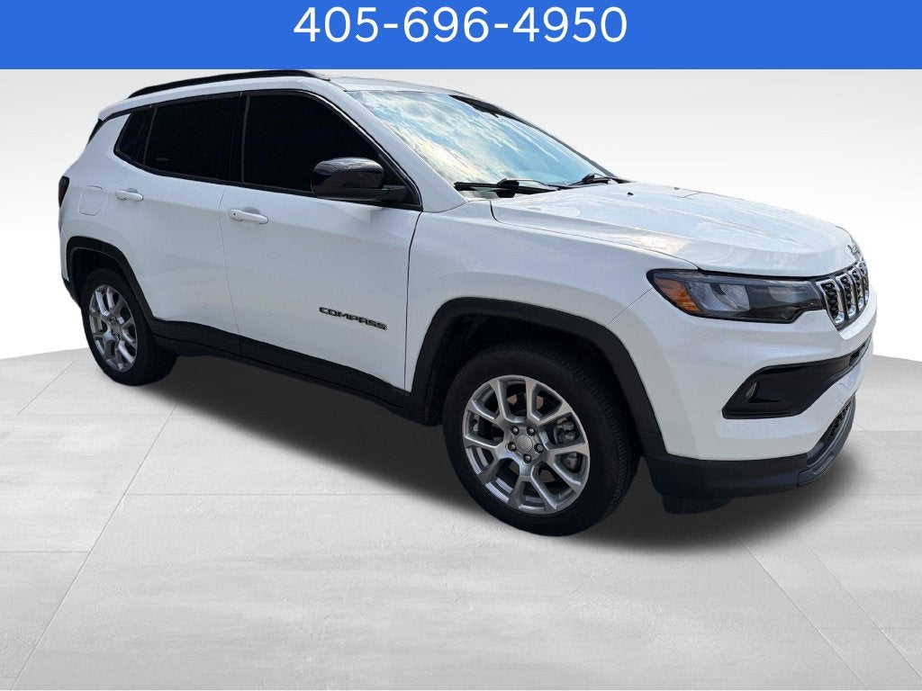 2024 Jeep Compass Latitude Lux