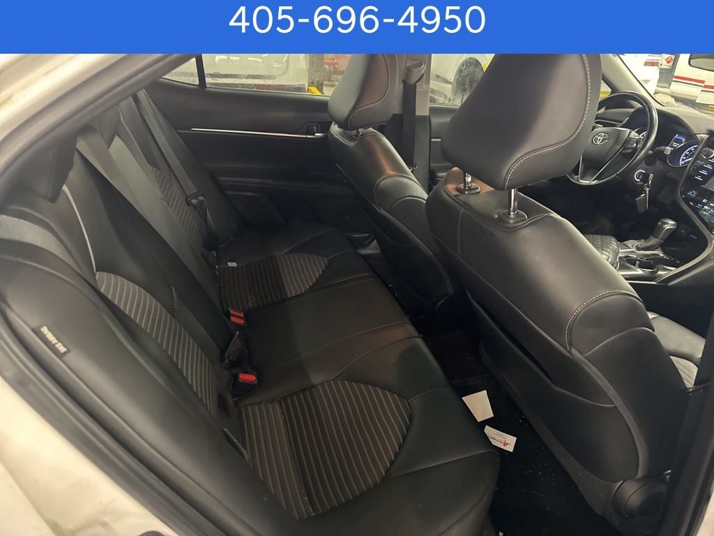 2020 Toyota Camry SE