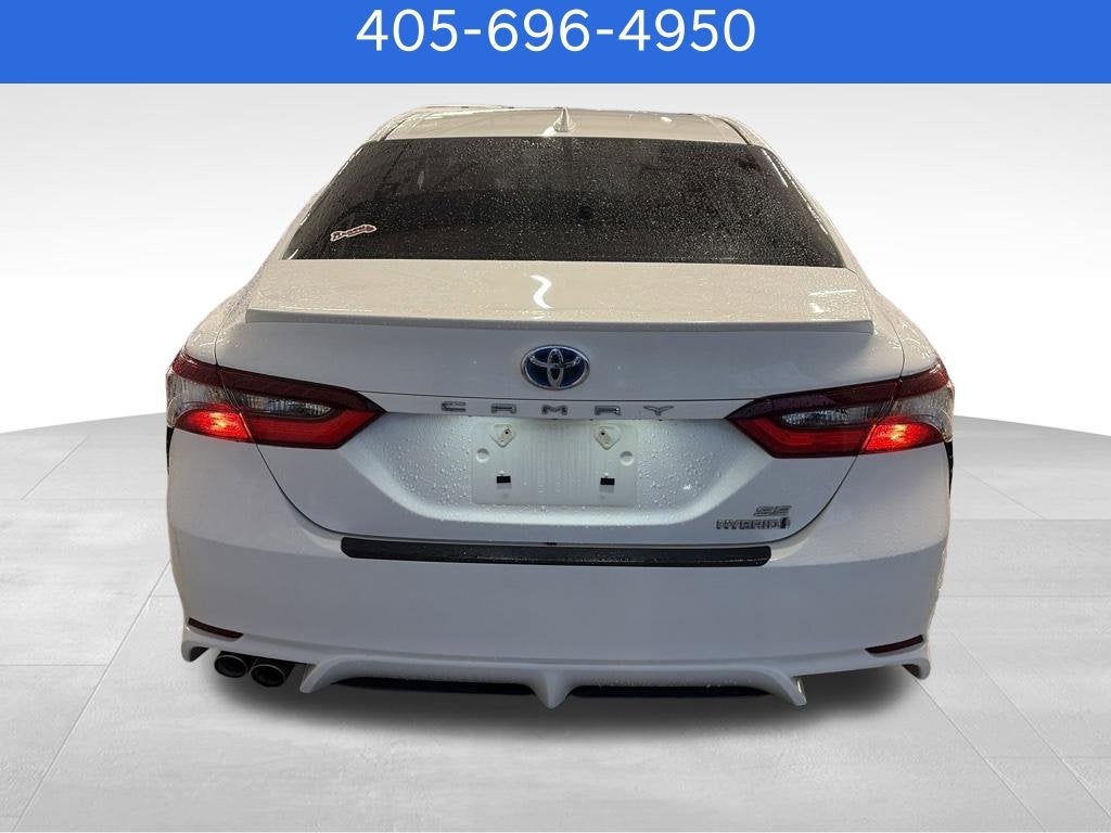 2024 Toyota Camry Hybrid SE