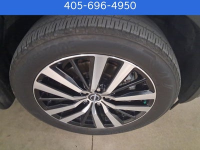 2024 Nissan Pathfinder Platinum