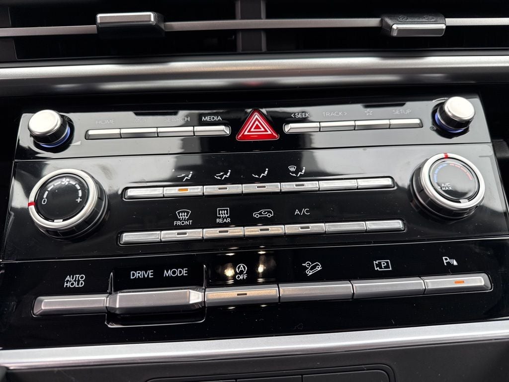 2026 Hyundai Santa Fe SE FWD