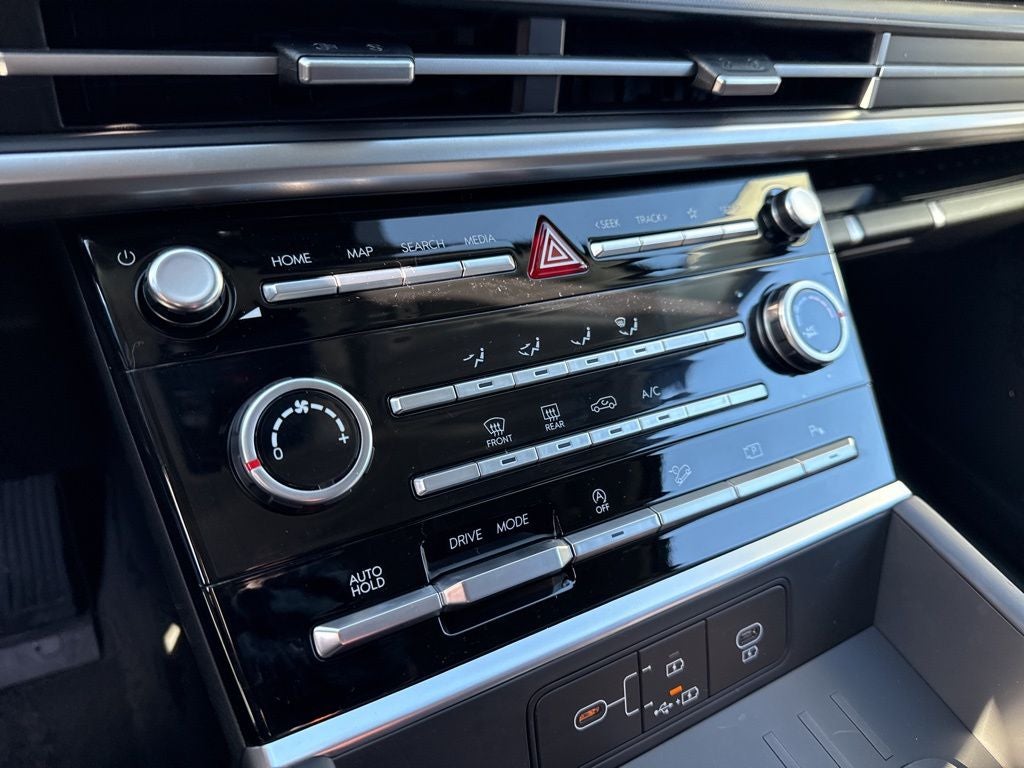 2026 Hyundai Santa Fe SE FWD