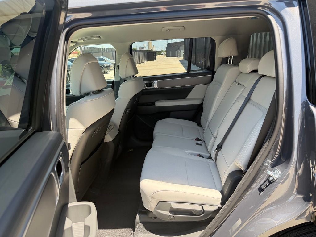 2026 Hyundai Santa Fe SE FWD