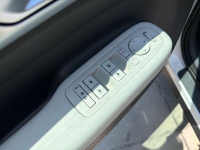 2027 Hyundai Santa Fe SE FWD