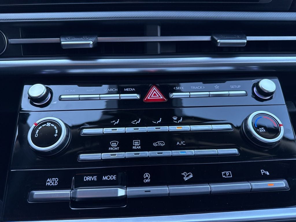 2026 Hyundai Santa Fe SE FWD