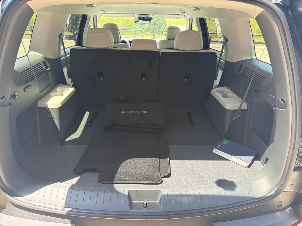 2027 Hyundai Santa Fe SE FWD