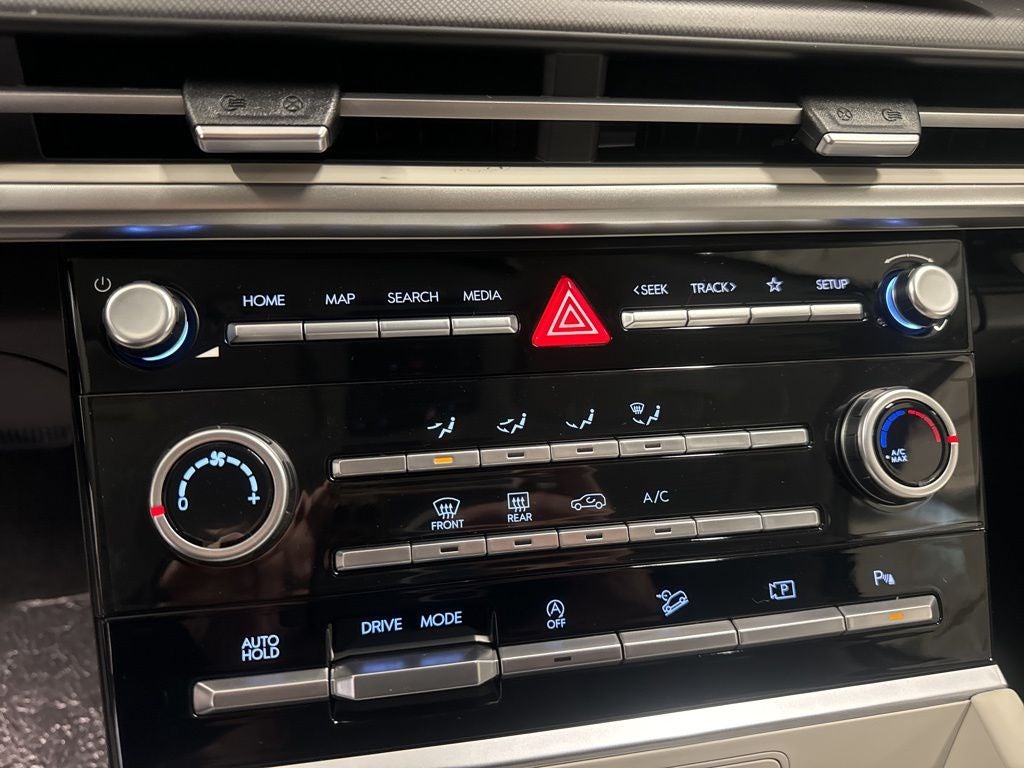 2026 Hyundai Santa Fe SE FWD