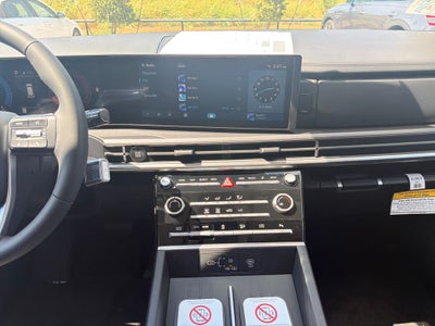 2027 Hyundai Santa Fe SE FWD