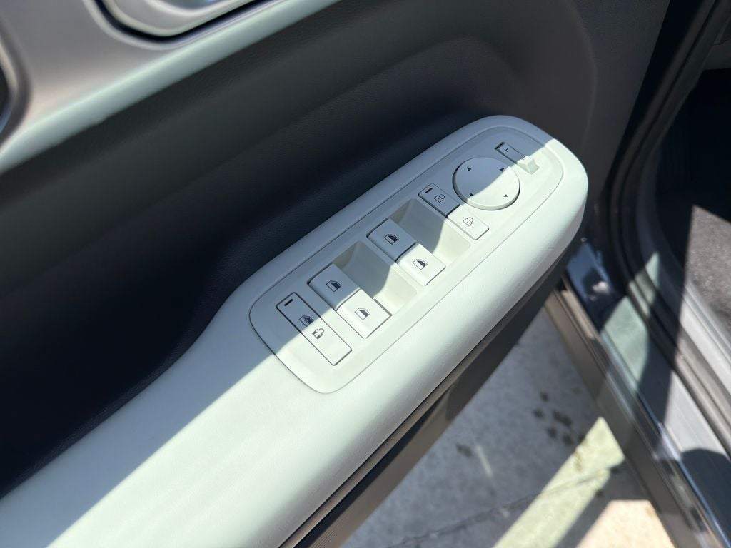 2027 Hyundai Santa Fe SE FWD