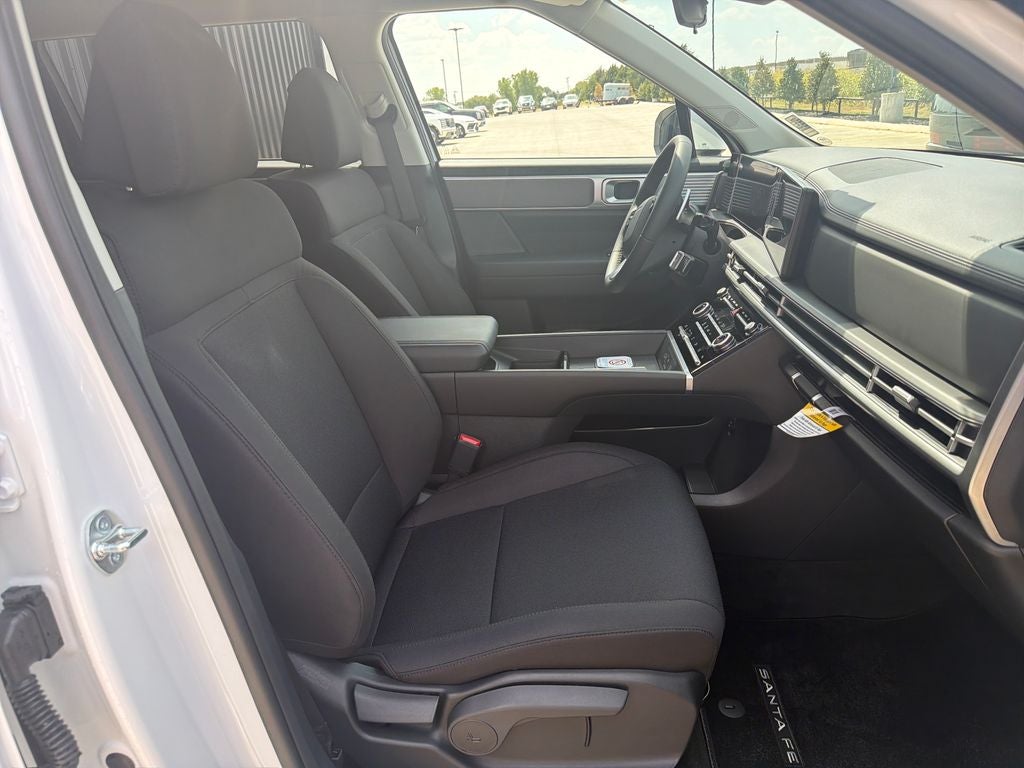 2027 Hyundai Santa Fe SE FWD