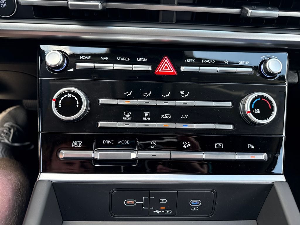 2026 Hyundai Santa Fe SE FWD