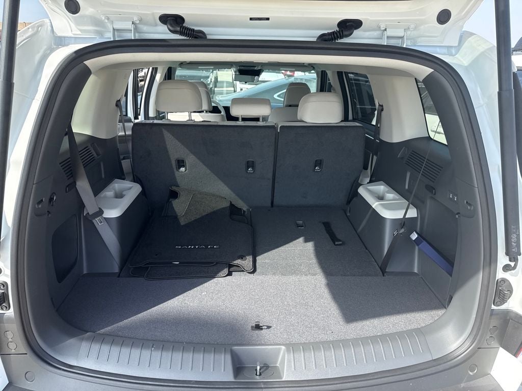 2026 Hyundai Santa Fe SE FWD