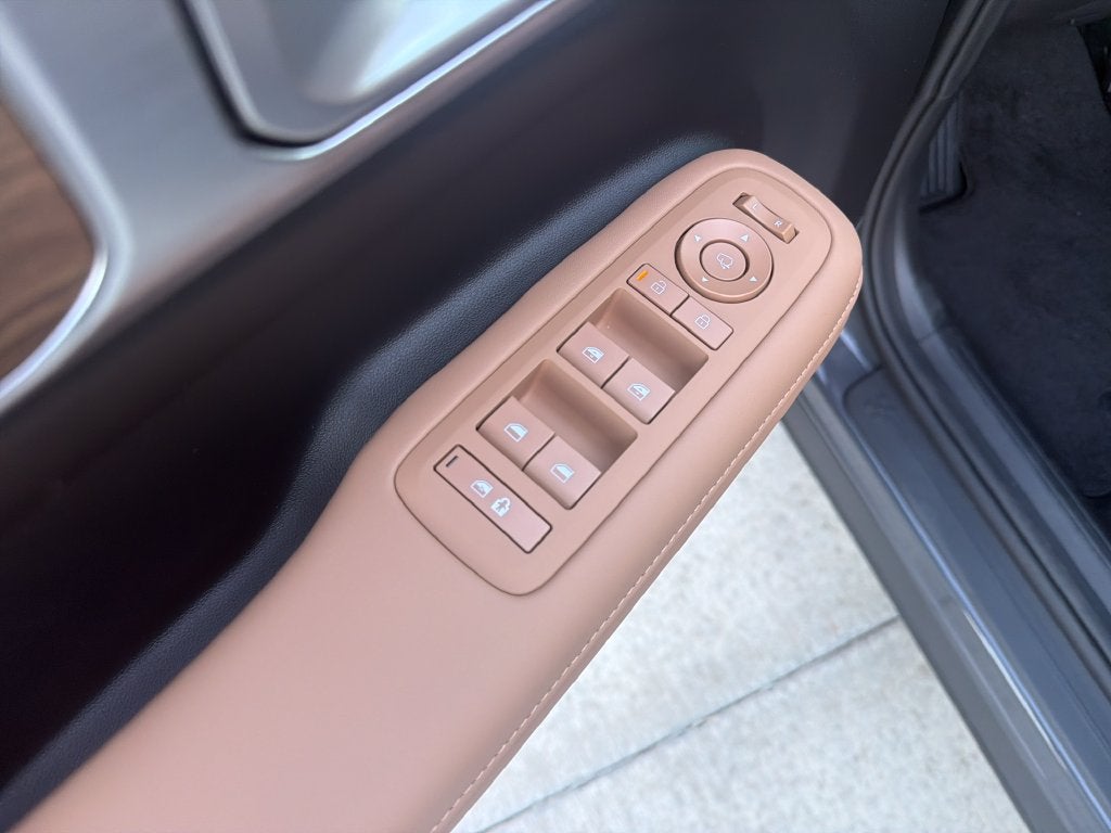2027 Hyundai Santa Fe Limited FWD