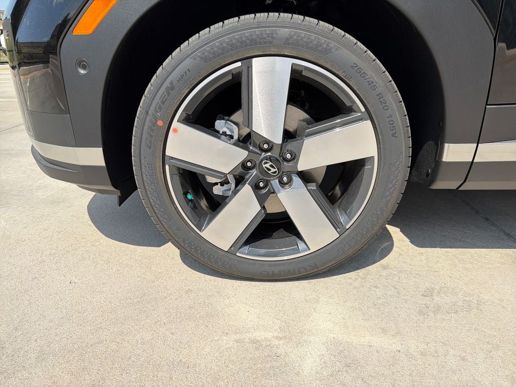 2027 Hyundai Santa Fe Limited FWD