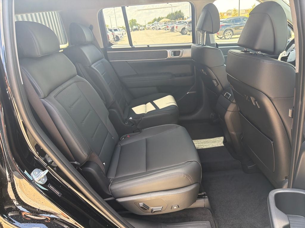 2027 Hyundai Santa Fe Limited FWD