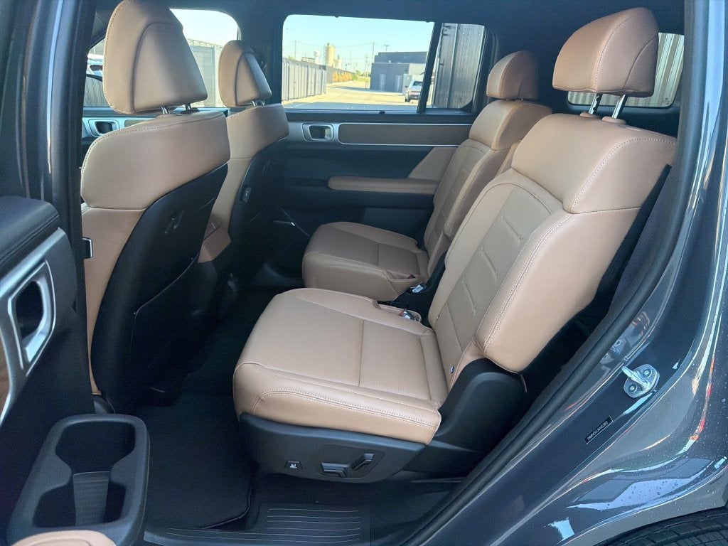 2027 Hyundai Santa Fe Limited AWD