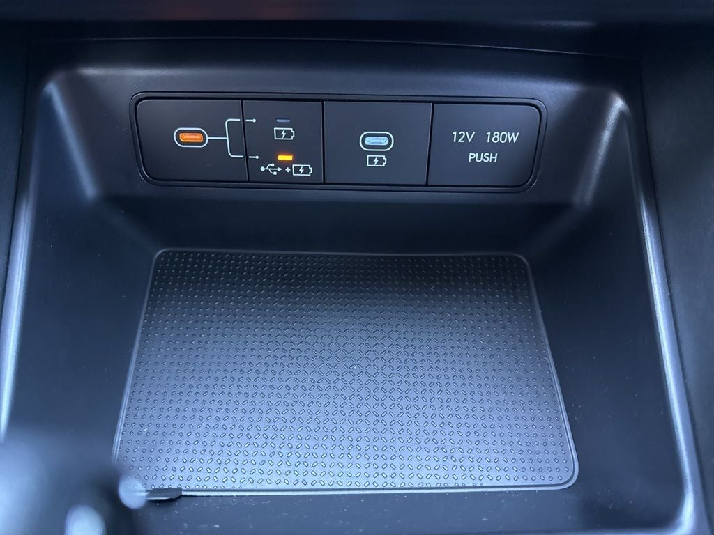 2026 Hyundai Santa Cruz SE FWD