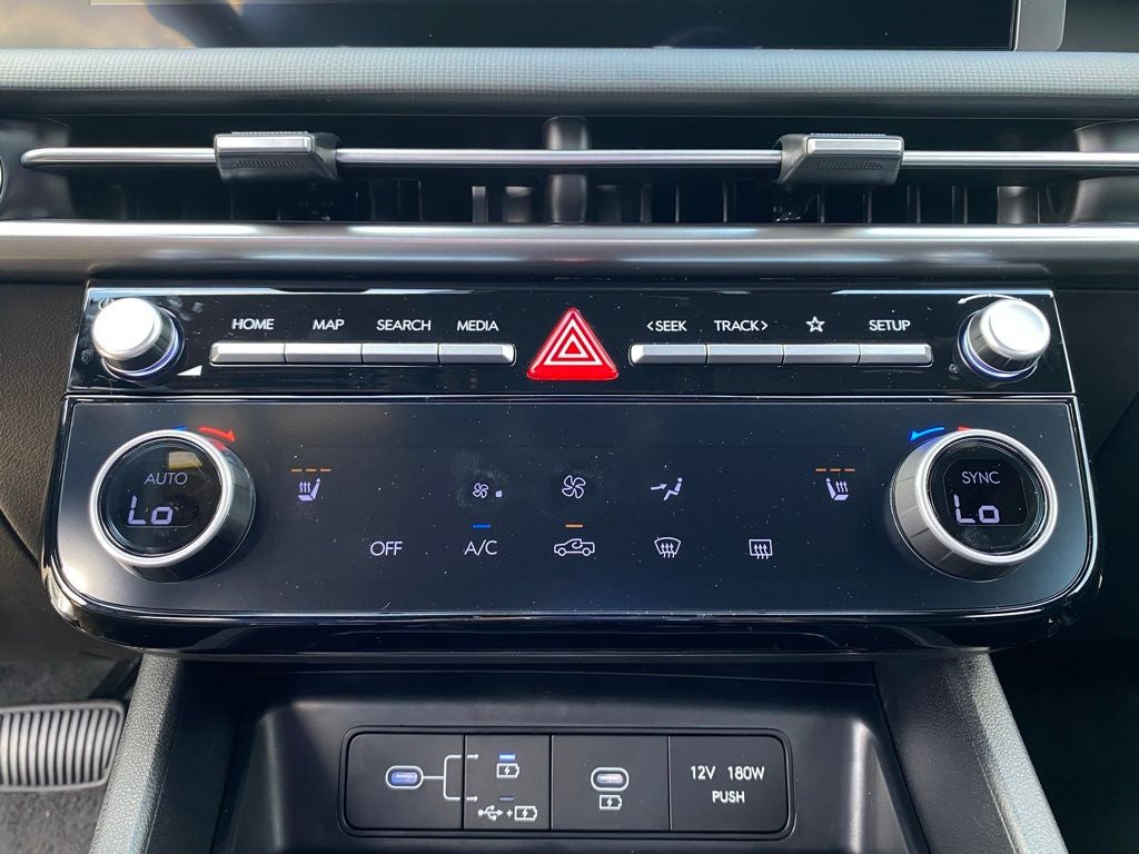 2026 Hyundai Santa Cruz SEL FWD