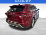 2021 Toyota Highlander Hybrid Platinum
