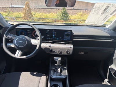 2027 Hyundai Kona SE FWD