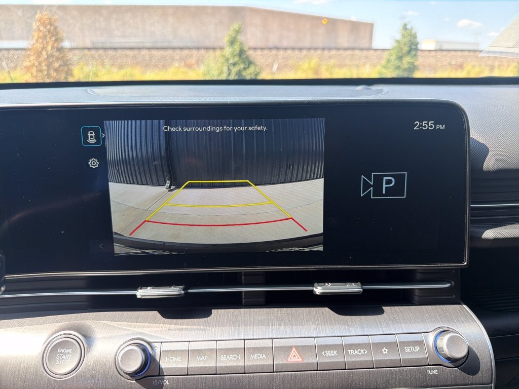 2027 Hyundai Kona SE FWD