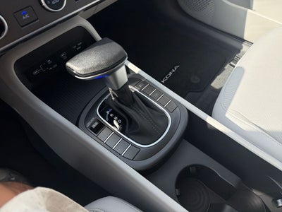 2027 Hyundai Kona SE FWD
