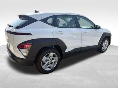 2027 Hyundai Kona SE FWD