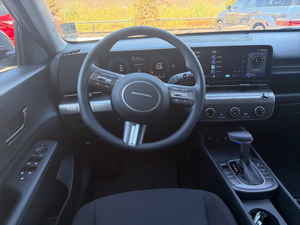 2027 Hyundai Kona SE FWD