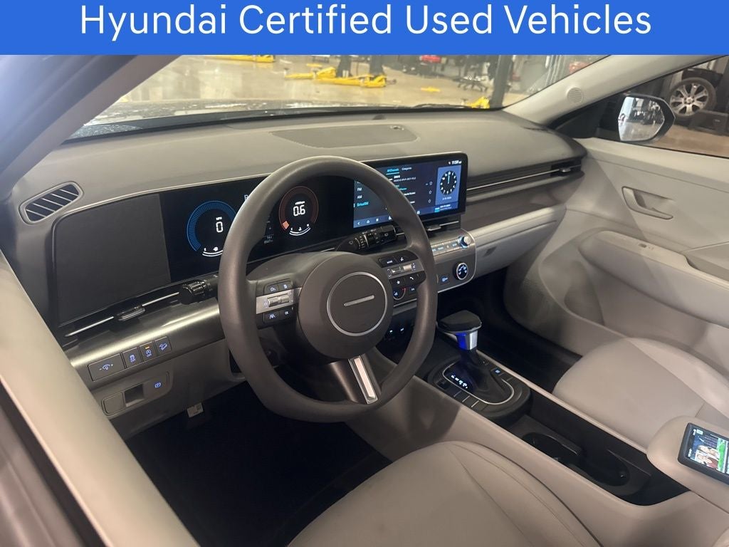 2025 Hyundai Kona SE