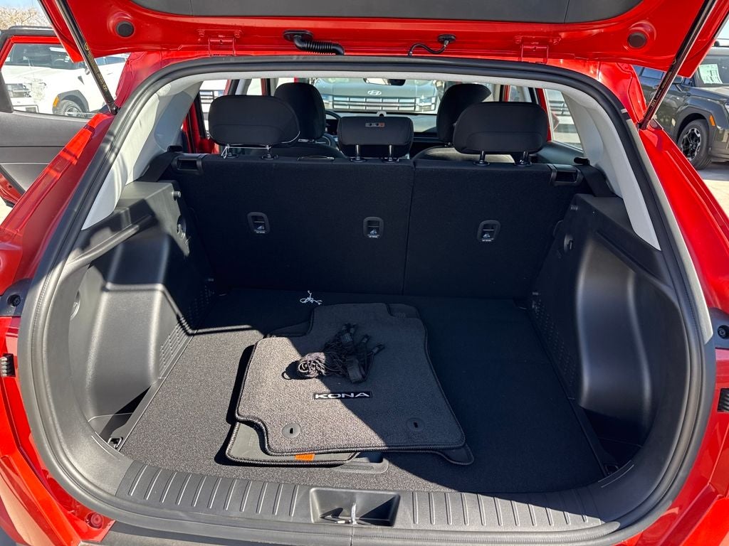 2026 Hyundai Kona SE FWD