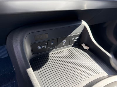 2026 Hyundai Kona SE FWD