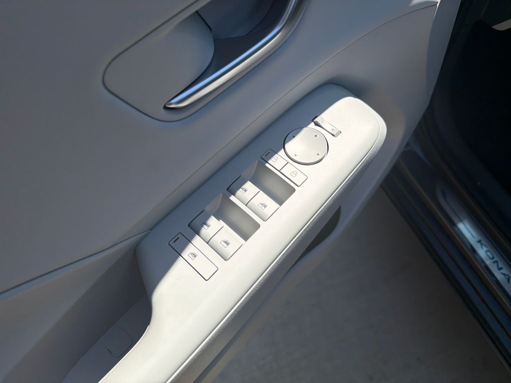 2026 Hyundai Kona SEL Premium FWD