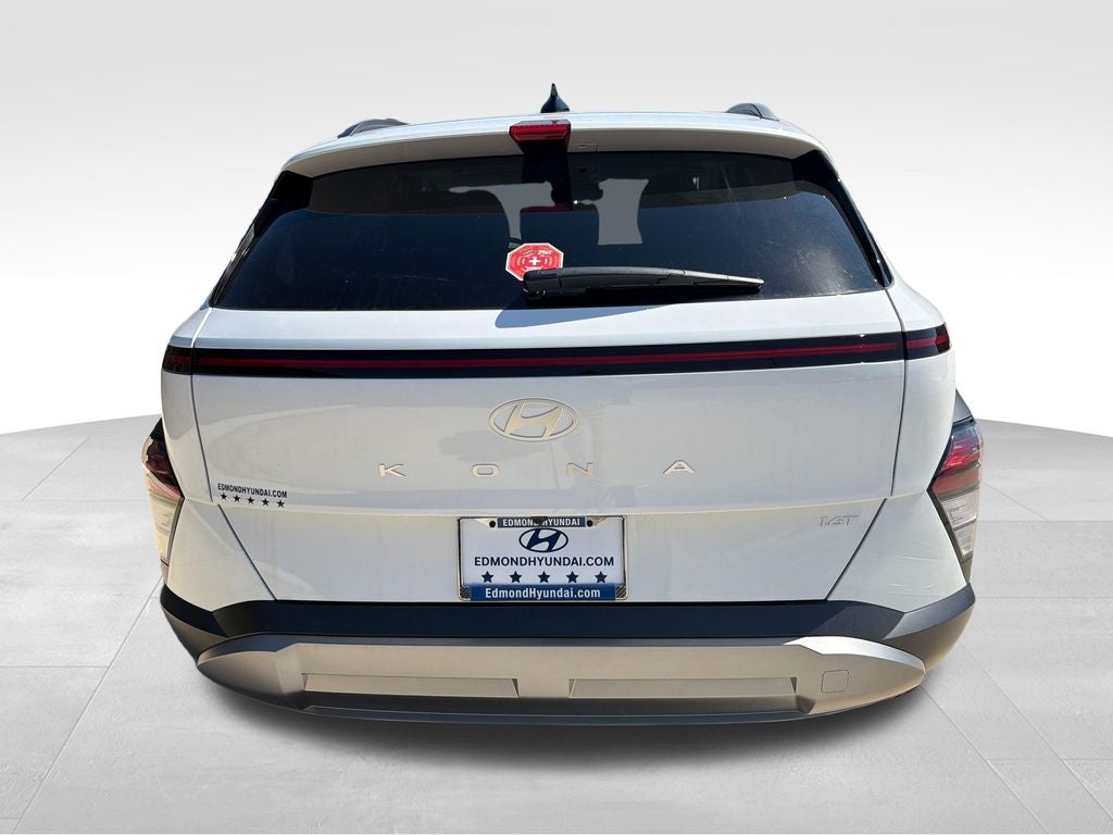 2026 Hyundai Kona SEL Premium FWD