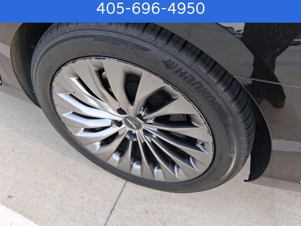 2018 Genesis G90 3.3T Premium