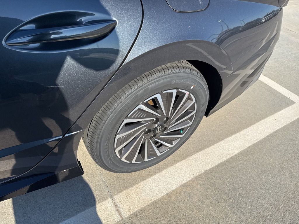 2026 Hyundai Sonata Hybrid Limited