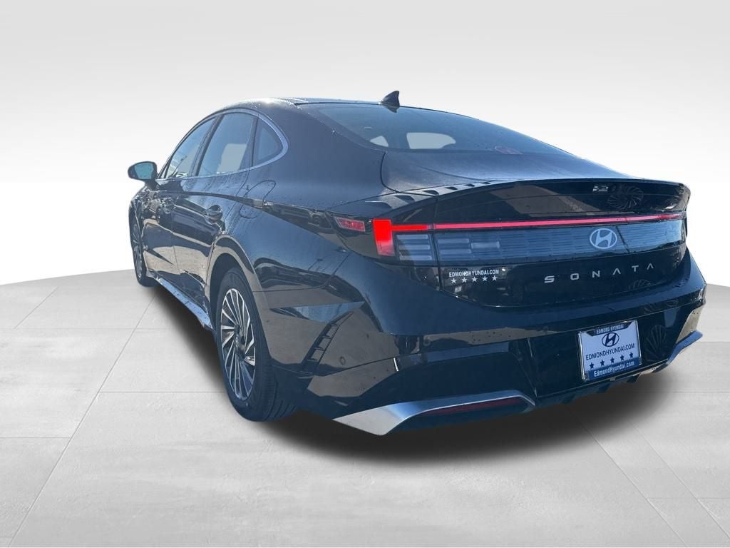 2026 Hyundai Sonata Hybrid Limited