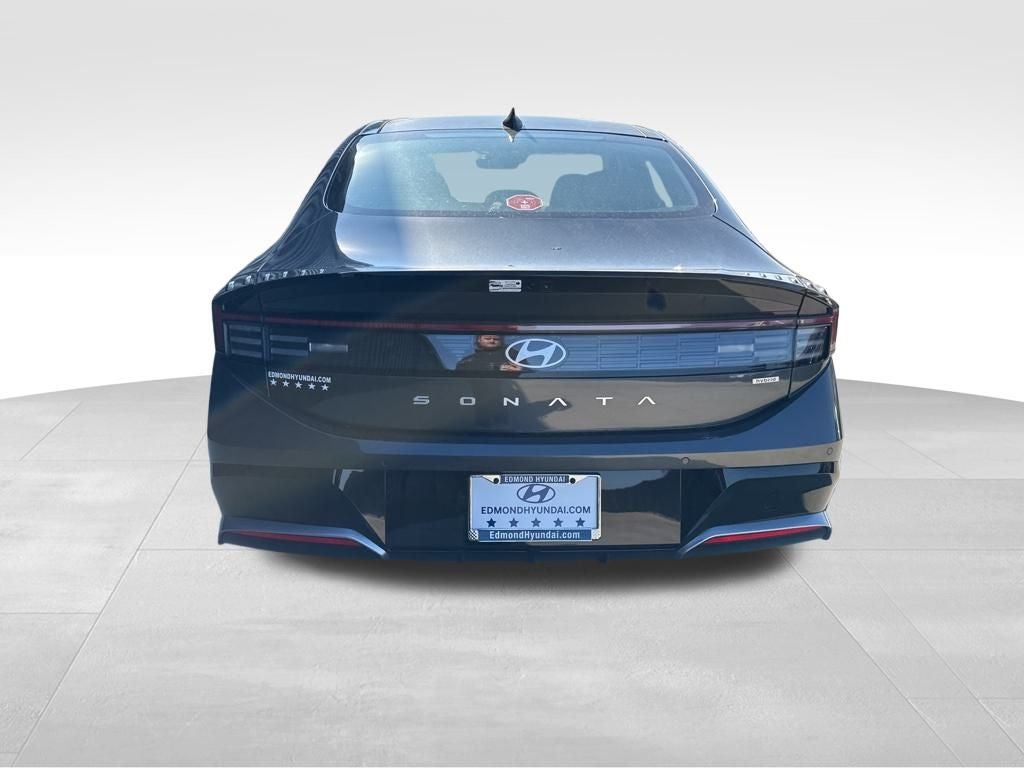 2026 Hyundai Sonata Hybrid Limited