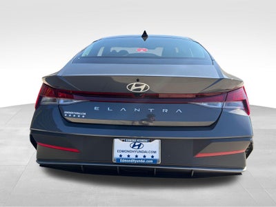 2026 Hyundai Elantra SE