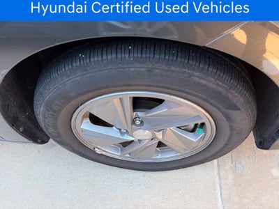 2025 Hyundai Elantra SE CERTIFIED