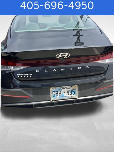 2024 Hyundai Elantra SE