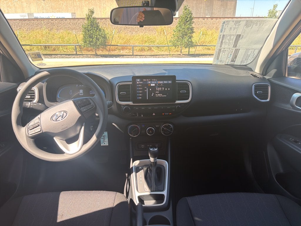 2026 Hyundai Venue SE