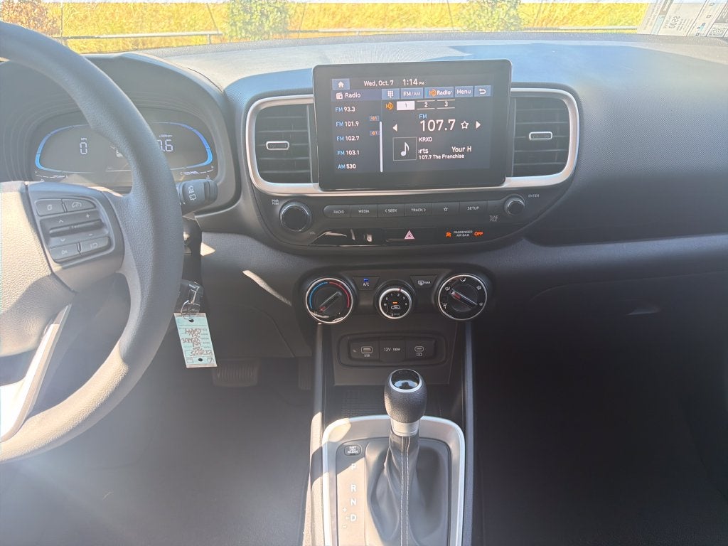 2026 Hyundai Venue SE