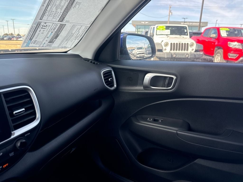 2026 Hyundai Venue SE