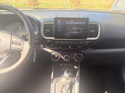 2026 Hyundai Venue SE