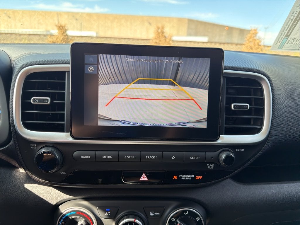 2026 Hyundai Venue SE