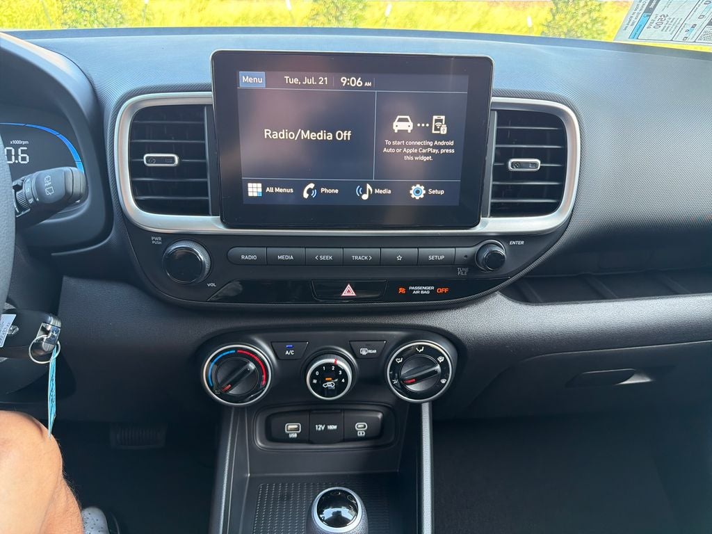 2026 Hyundai Venue SE