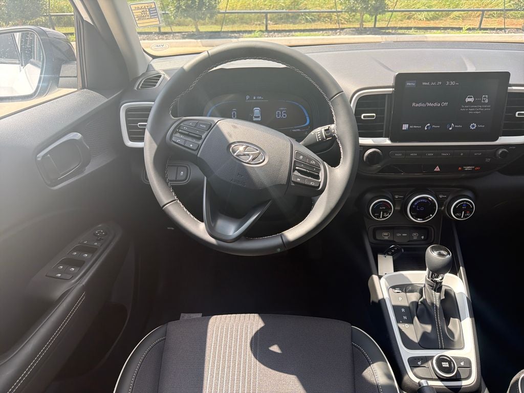 2026 Hyundai Venue SEL w/Two-Tone Roof